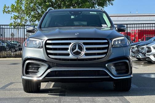 2026 Mercedes-Benz GLS 450 4MATIC