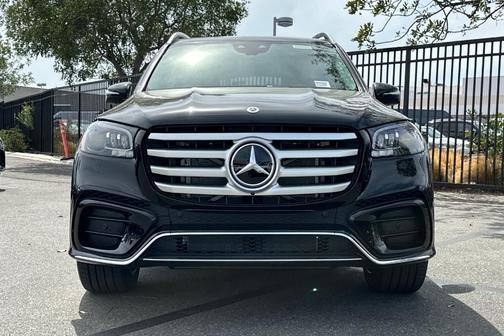 2026 Mercedes-Benz GLS 450