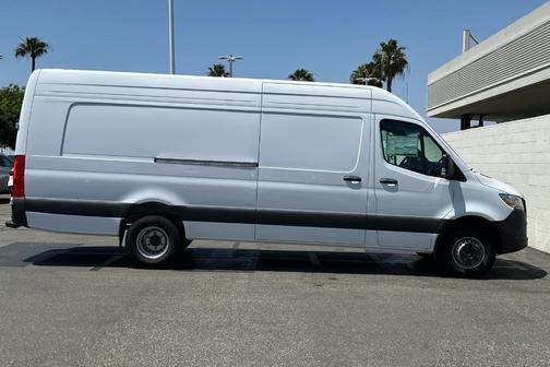 2025 Mercedes-Benz Sprinter 3500 170 WB High Roof Extended Cargo