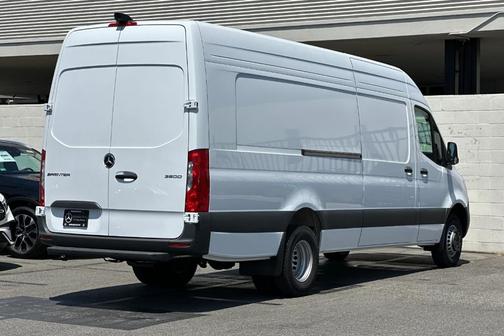 2025 Mercedes-Benz Sprinter 3500 170 WB High Roof Extended Cargo