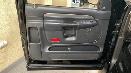 2005 Dodge Ram 1500 SRT-10