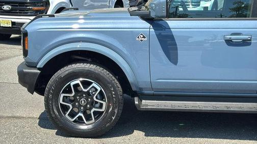 AZURE GRAY 2025 Ford Bronco Outer Banks