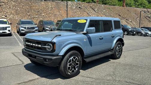 AZURE GRAY 2025 Ford Bronco Outer Banks