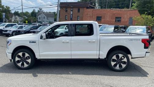 2025 Ford F-150 Lightning Platinum