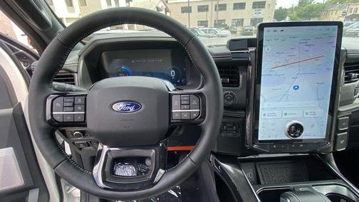2025 Ford F-150 Lightning Platinum