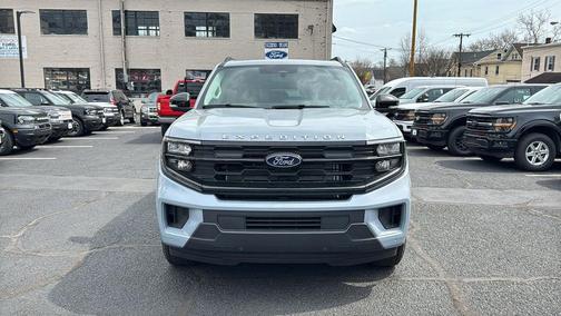 Glacier Gray Metallic Tri-Coat 2026 Ford Expedition Max Active 4x4