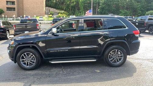 Photo 3 of 25 of 2019 Jeep Grand Cherokee Limited