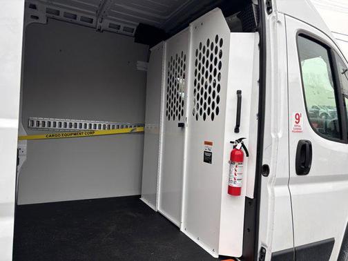 2025 RAM ProMaster 2500 Tradesman