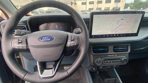 2025 Ford Maverick Lobo