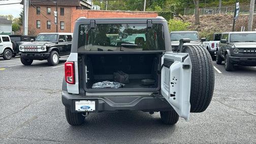 Avalanche 2026 Ford Bronco Base