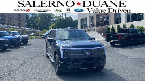 2025 Ford F-150 Lightning LARIAT