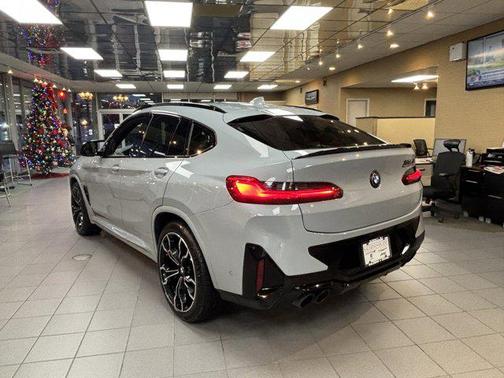 2022 BMW X4 M AWD