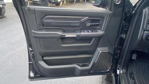 2022 RAM 2500 Limited Crew Cab 4x4 6'4' Box