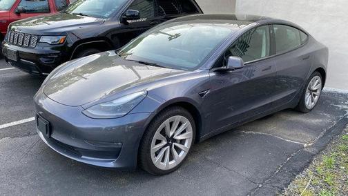 2022 Tesla Model 3 Long Range
