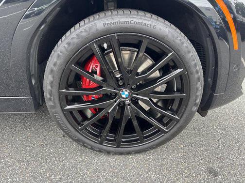 2022 BMW X6 M50i