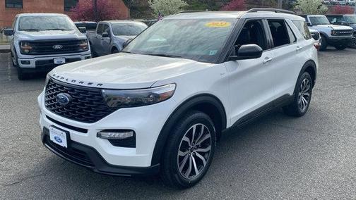 2022 Ford Explorer ST-Line