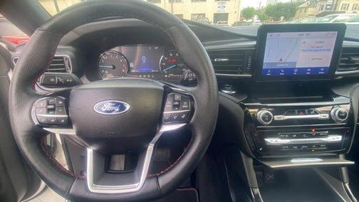 2022 Ford Explorer ST-Line