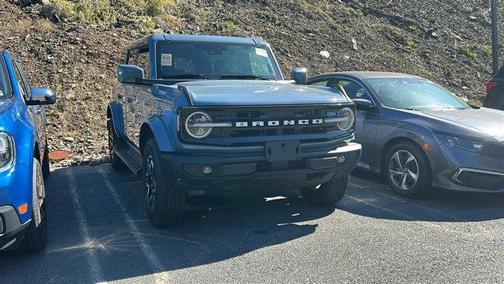 AZURE GRAY 2025 Ford Bronco Outer Banks