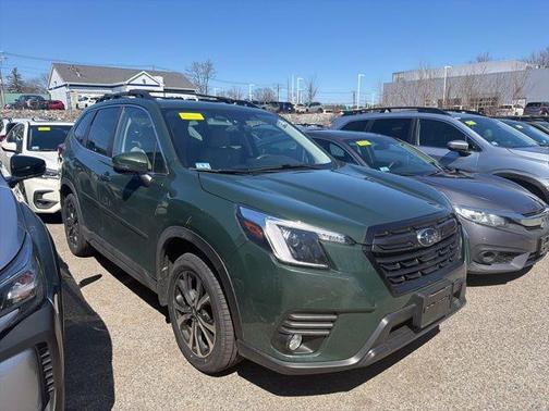 Cascade Green Silica 2023 Subaru Forester Limited