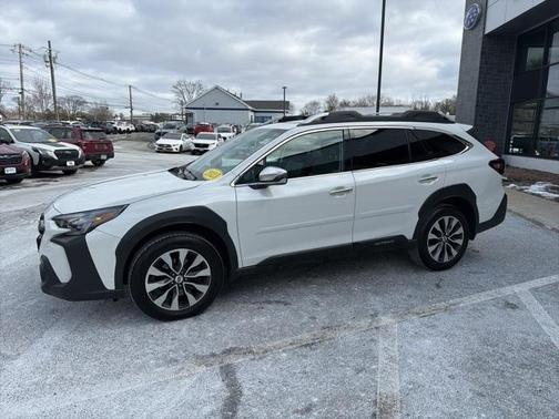 2023 Subaru Outback Touring XT