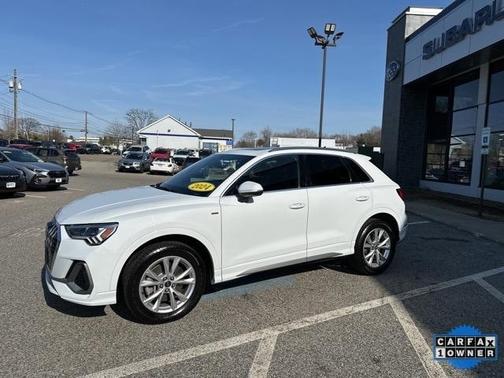 2024 Audi Q3 45 S line Premium