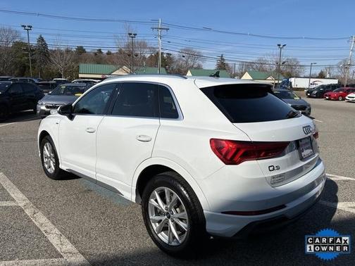 2024 Audi Q3 45 S line Premium