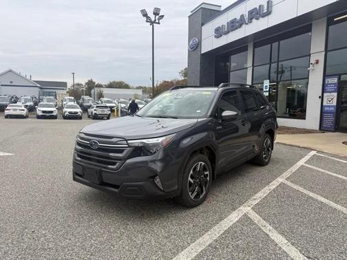 2025 Subaru Forester Hybrid Premium