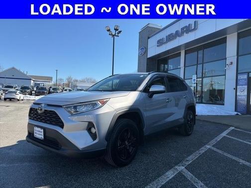 2020 Toyota RAV4 XLE