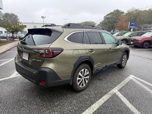 2025 Subaru Outback Premium