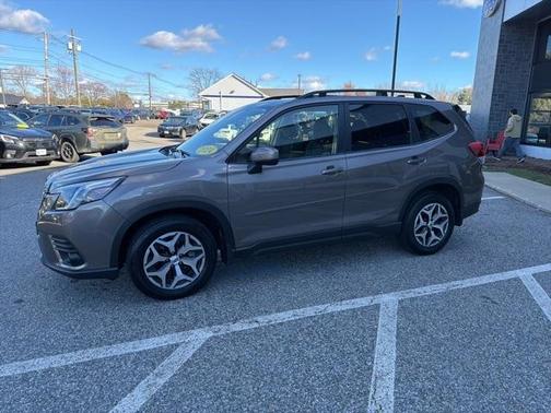 2024 Subaru Forester Premium