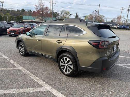 Autumn Green Metallic 2025 Subaru Outback Premium