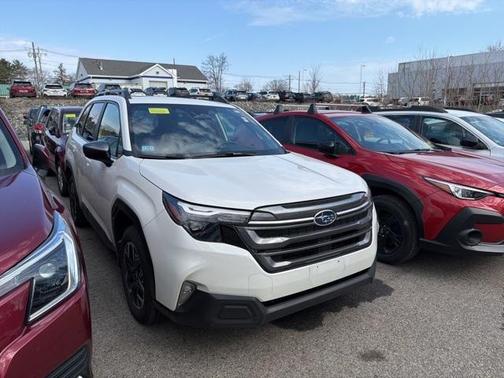 2025 Subaru Forester Premium