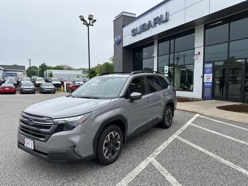 2025 Subaru Forester Premium
