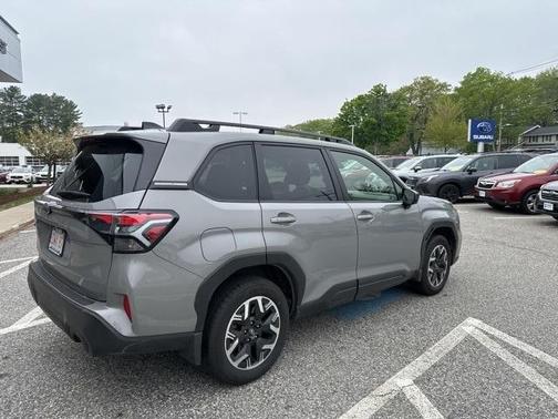 2025 Subaru Forester Premium