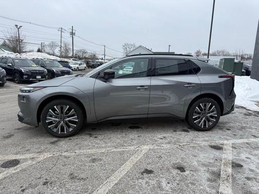 2026 Subaru Solterra Limited