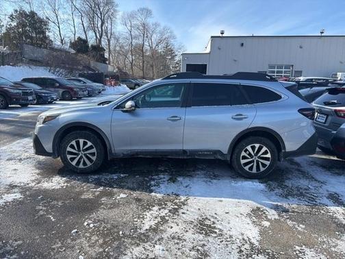 2021 Subaru Outback Premium