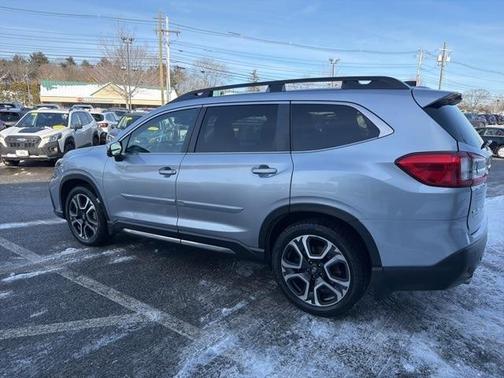 2023 Subaru Ascent Limited 8-Passenger
