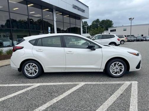 2025 Subaru Impreza Base
