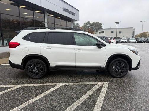 2025 Subaru Ascent Onyx Edition Touring