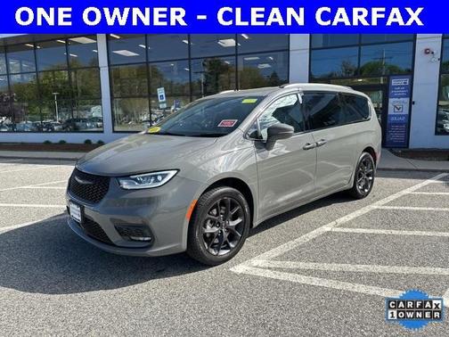 2021 Chrysler Pacifica Touring
