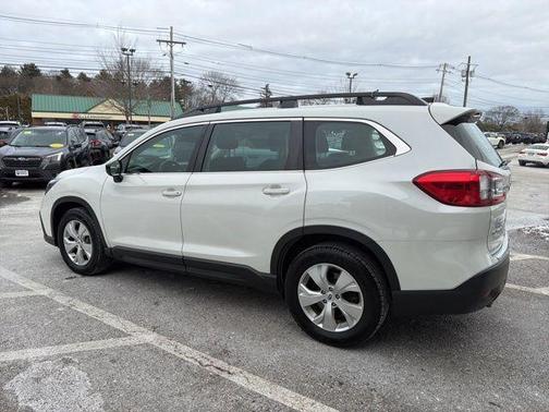 2023 Subaru Ascent Base 8-Passenger