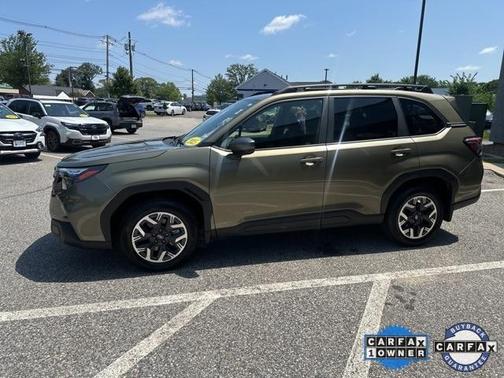 2025 Subaru Forester Premium