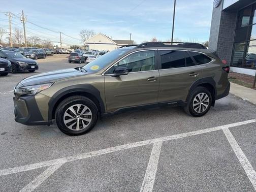 2024 Subaru Outback Premium