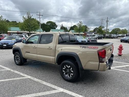 2019 Toyota Tacoma SR