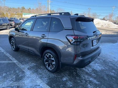 2025 Subaru Forester Premium