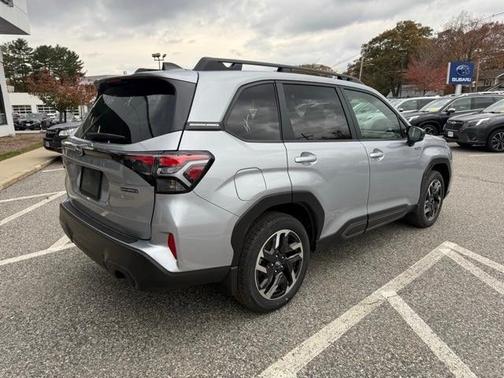 2025 Subaru Forester Hybrid Premium