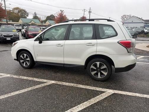 2017 Subaru Forester 2.5i