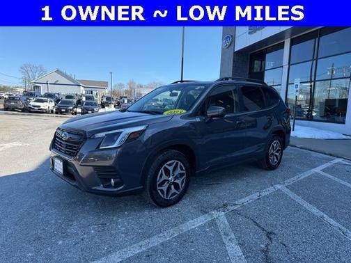 2023 Subaru Forester Premium