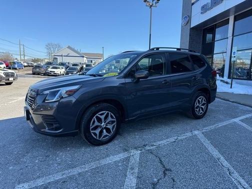 2023 Subaru Forester Premium