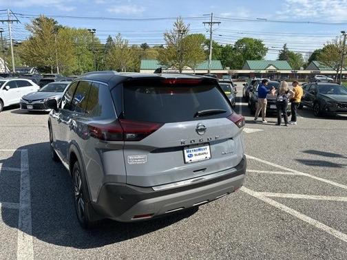 2021 Nissan Rogue SL